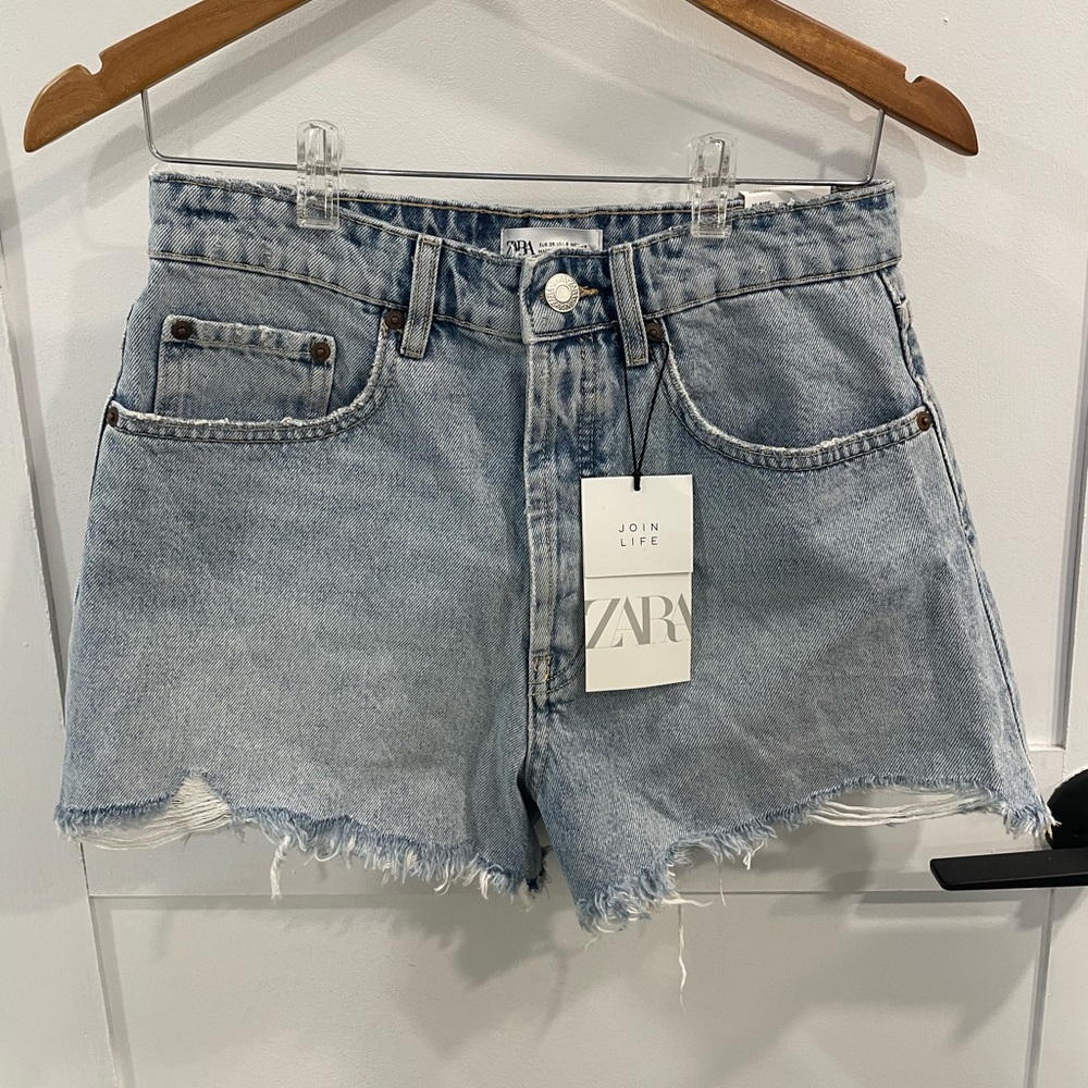 NWT Zara Denim Cut Off Shorts 🩳